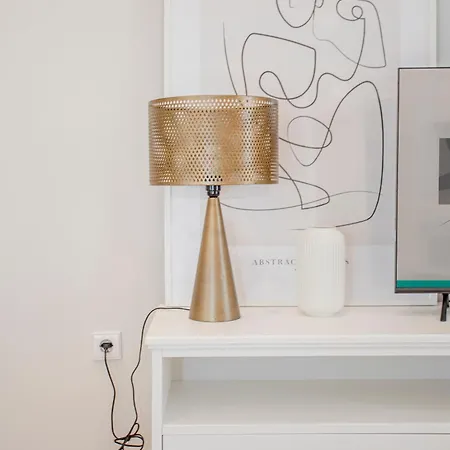 Liiiving In - Aliados Stone Porto