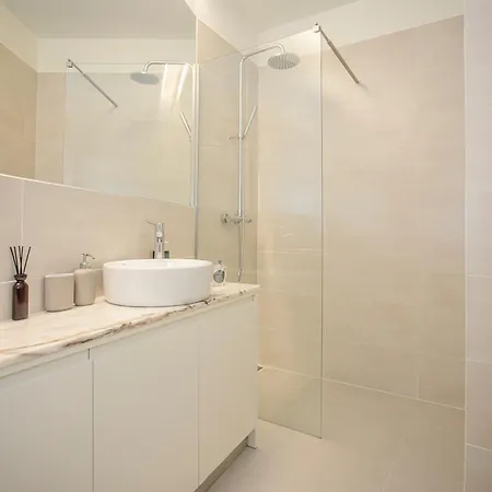 Apartment Liiiving In - Aliados Stone Porto