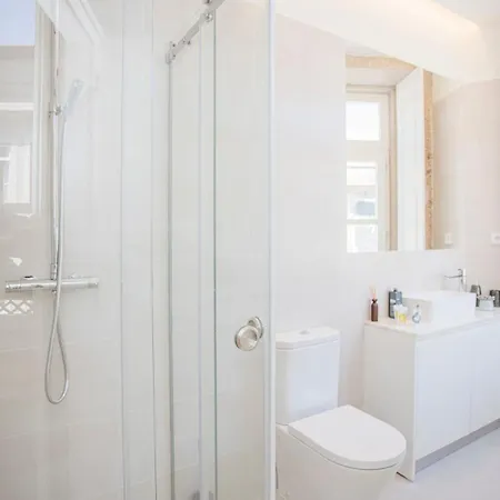 Apartment Liiiving In - Aliados Stone