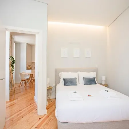 Apartment Liiiving In - Aliados Stone