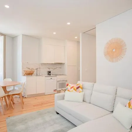 Apartment Liiiving In - Aliados Stone